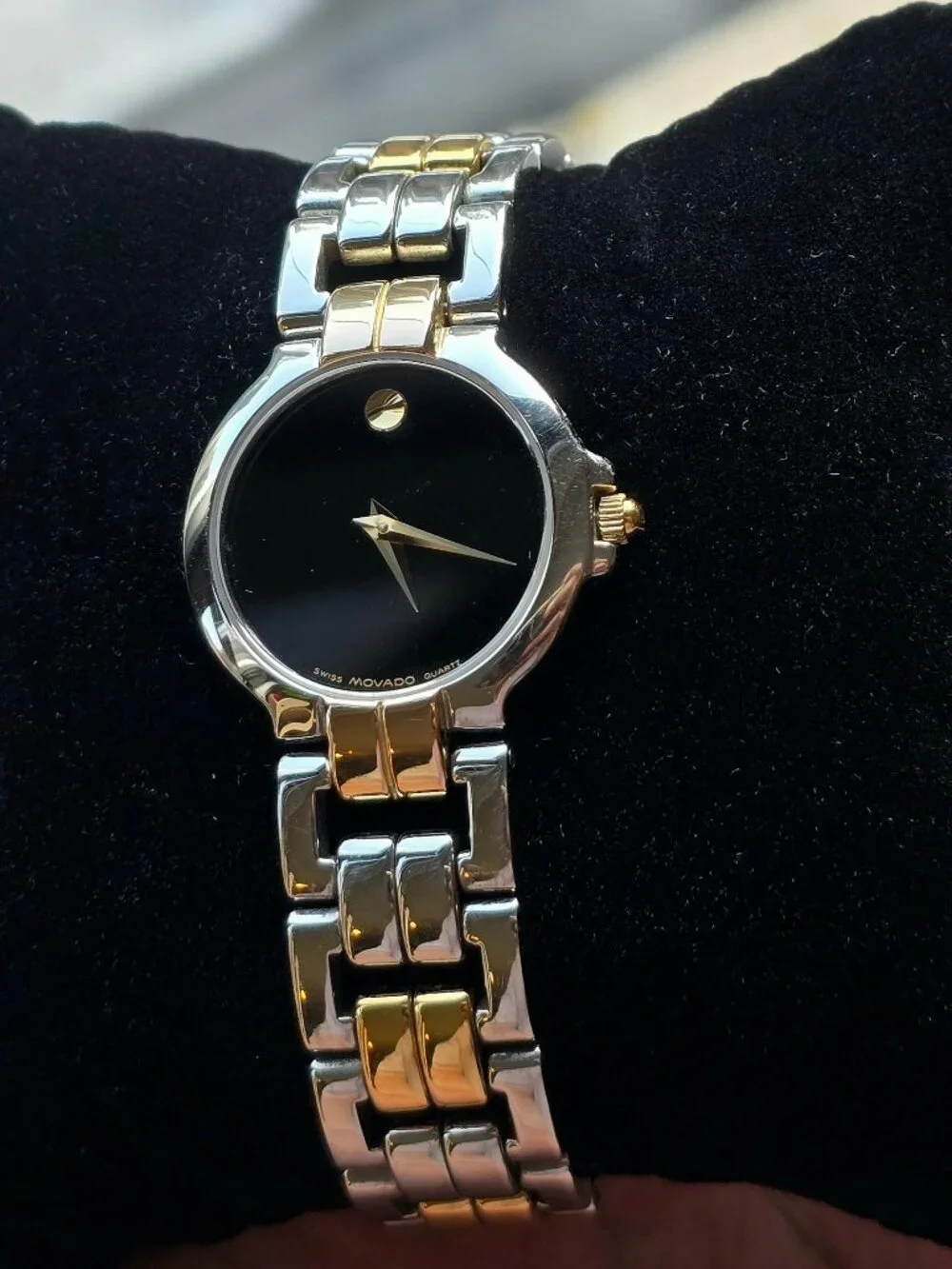 Movado Women's Watch, Swiss, Sapphire Crystal, 25 mm, Museum, 3775525